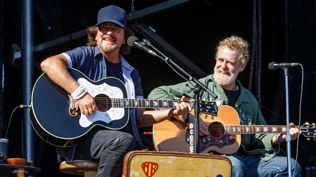 Eddie Vedder Performs at Glen Hansard's Funeral in Dublin