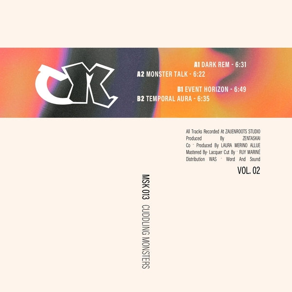 CUDDLING MONSTERS (ZENTASKAI & LAURA MERINO ALLUE) Cuddling Monsters_Cm Vol. 02