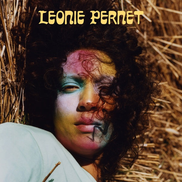 LEONIE PERNET Le Cirque de Consolation