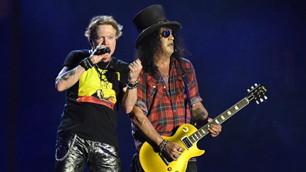 Chris Stapleton Makes Surprise Appearance at Guns N' Roses Toronto Concert