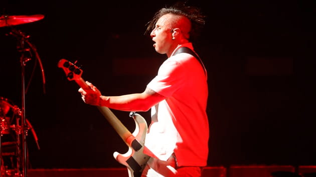 Shinedown's Eric Bass Steps Away from Tour to Focus on Mental Health