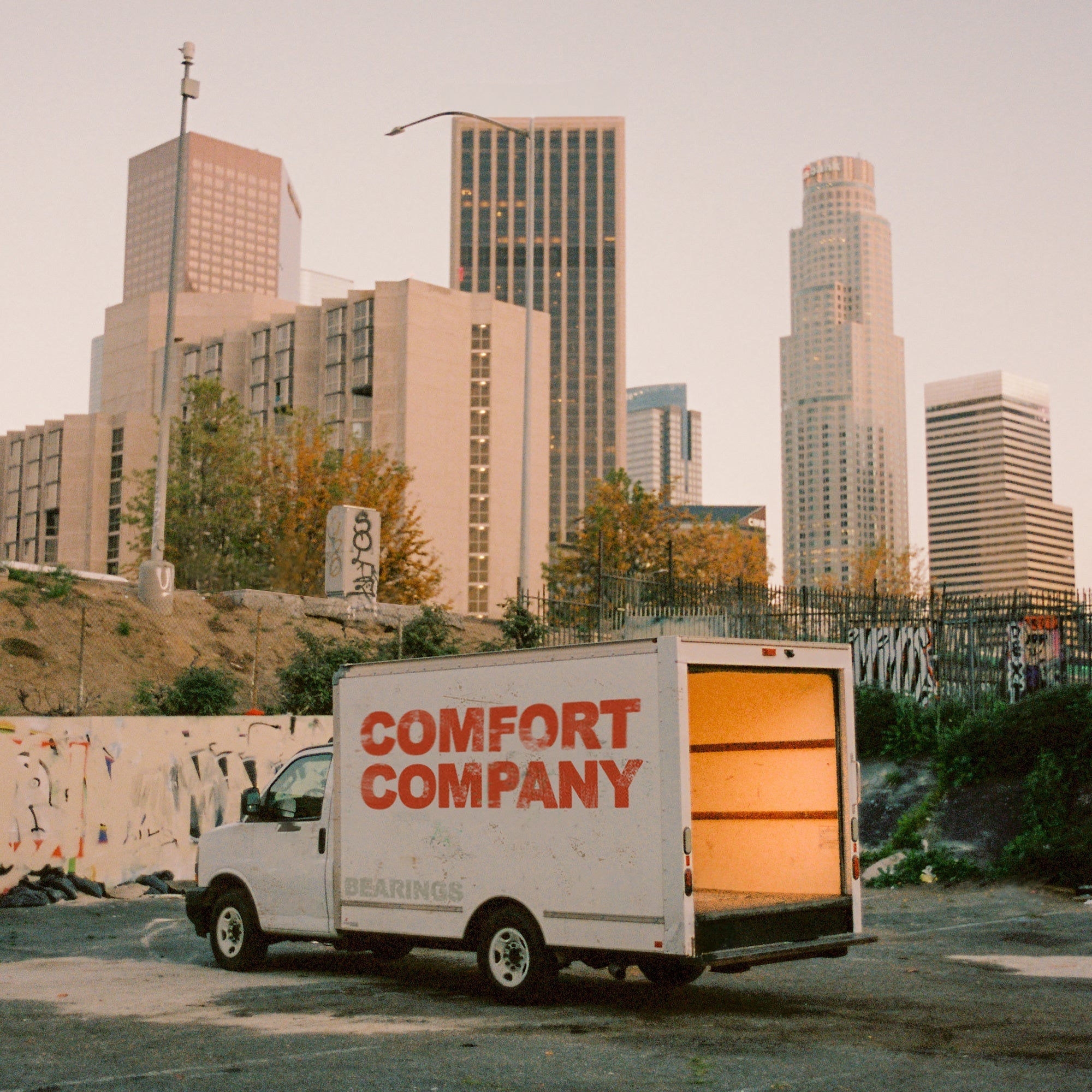 Bearings Comfort Company (Indie Exclusive) [Baby Pink / Red W/ White Splatter Vinyl]