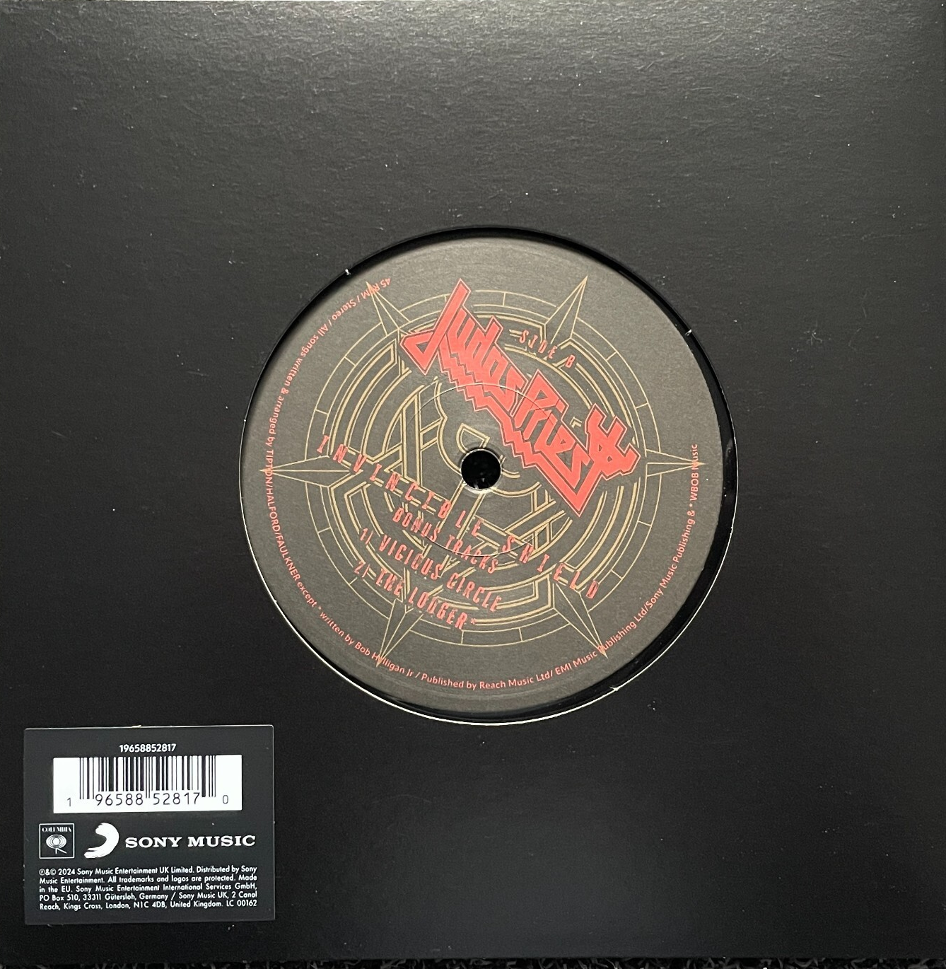 Judas Priest Invincible Shield (Limited Edition, Bonus Tracks) (7" Single) [Import]